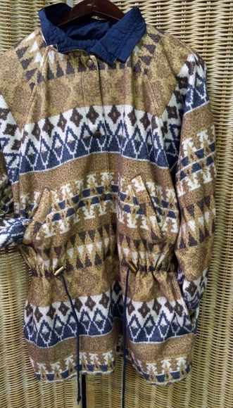 CASUAL Club Jacket Fleece Reversible Waterproof Beige Blue White Aztec Size S/36 - Picture 1 of 12
